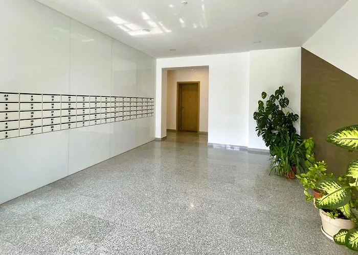 Aze - Forest Whisper * Boekarest